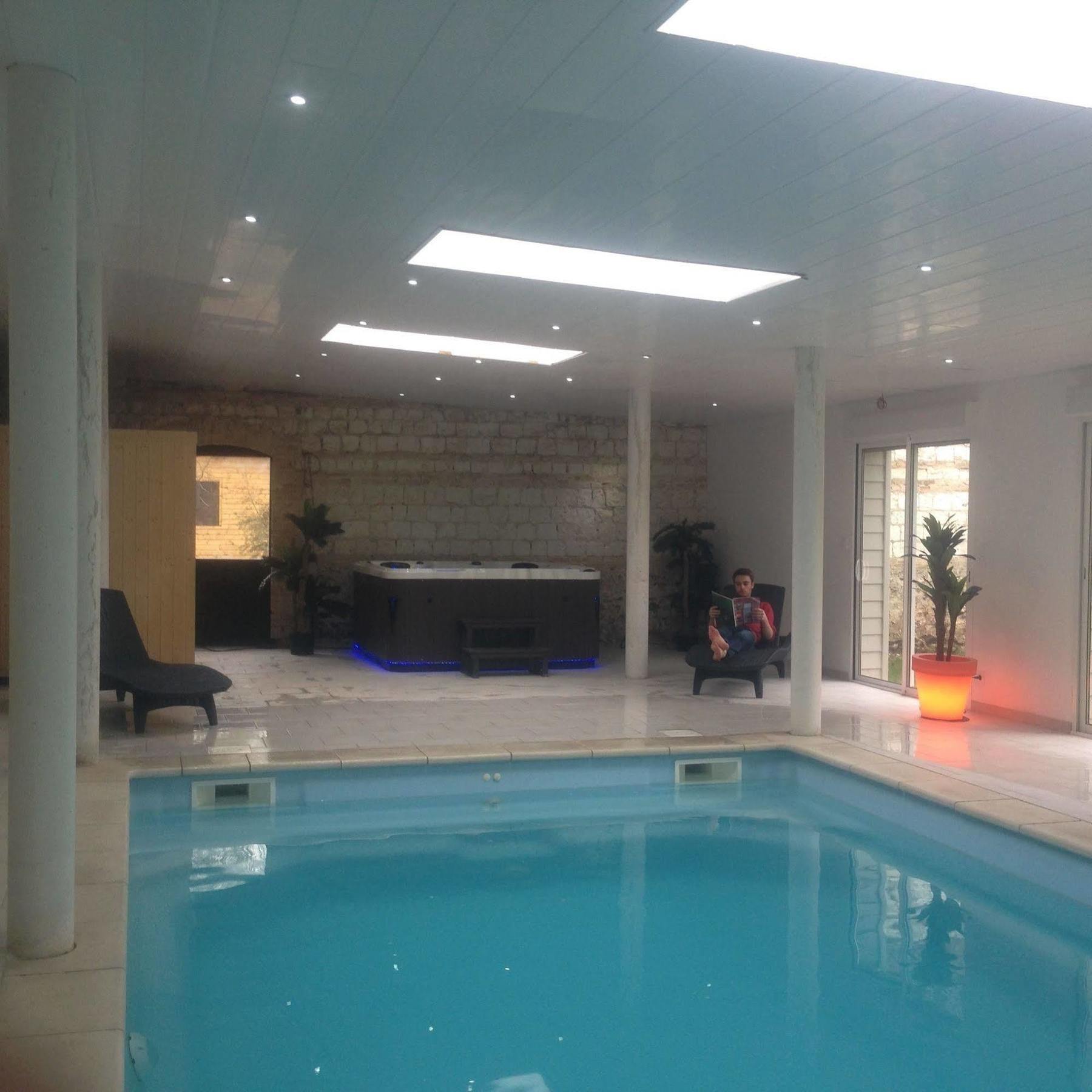 Le Chateau De Greges Bagian luar foto